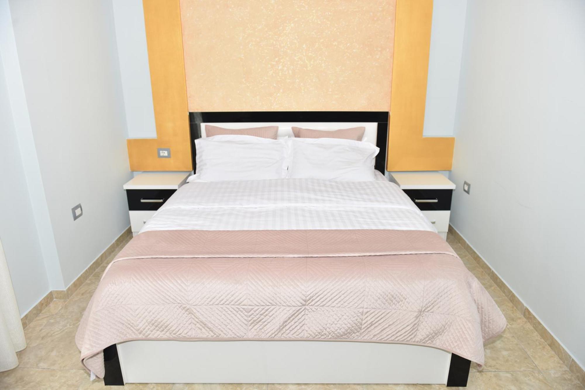 Hotel Termal Peshkopi Zewnętrze zdjęcie